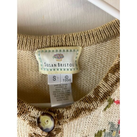 Susan Bristol Pink Animal Print sweater small button Cardigan rn#43189 Hong Kong - Picture 2 of 9